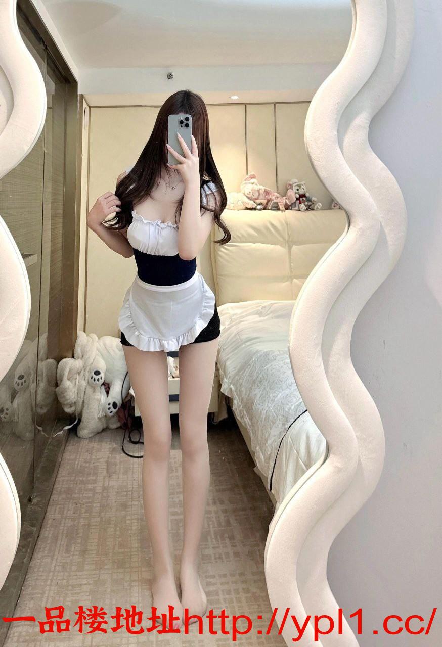 性感苗条情侣萝莉妹妹