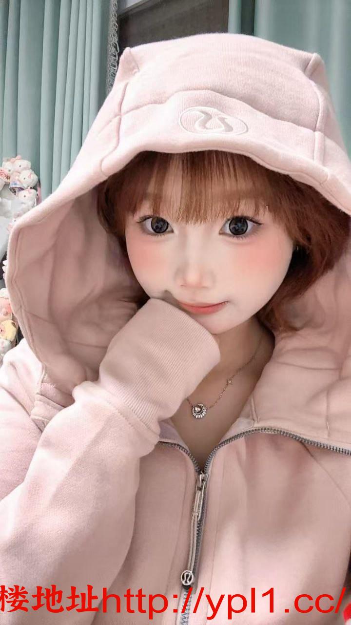 学生妹兼职前凸后翘可舔可内射