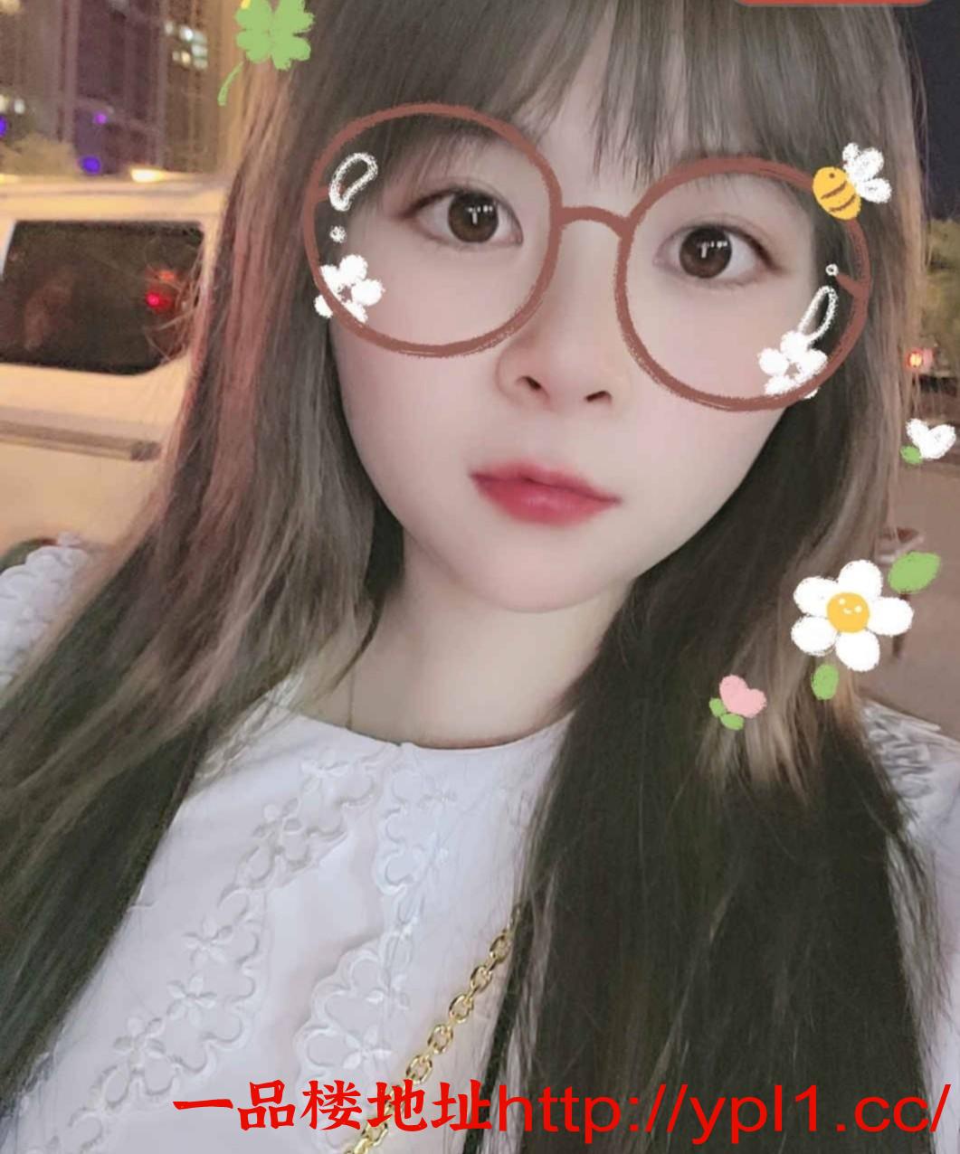 #极品鲍鱼，粉嫩多水易高潮