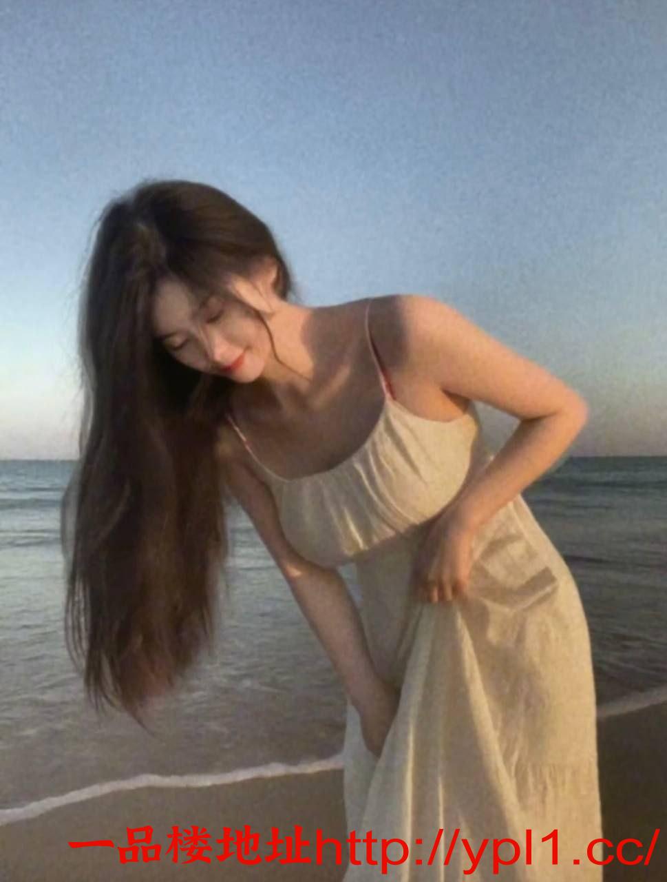 极品反差女大学生性感身材坚挺美乳