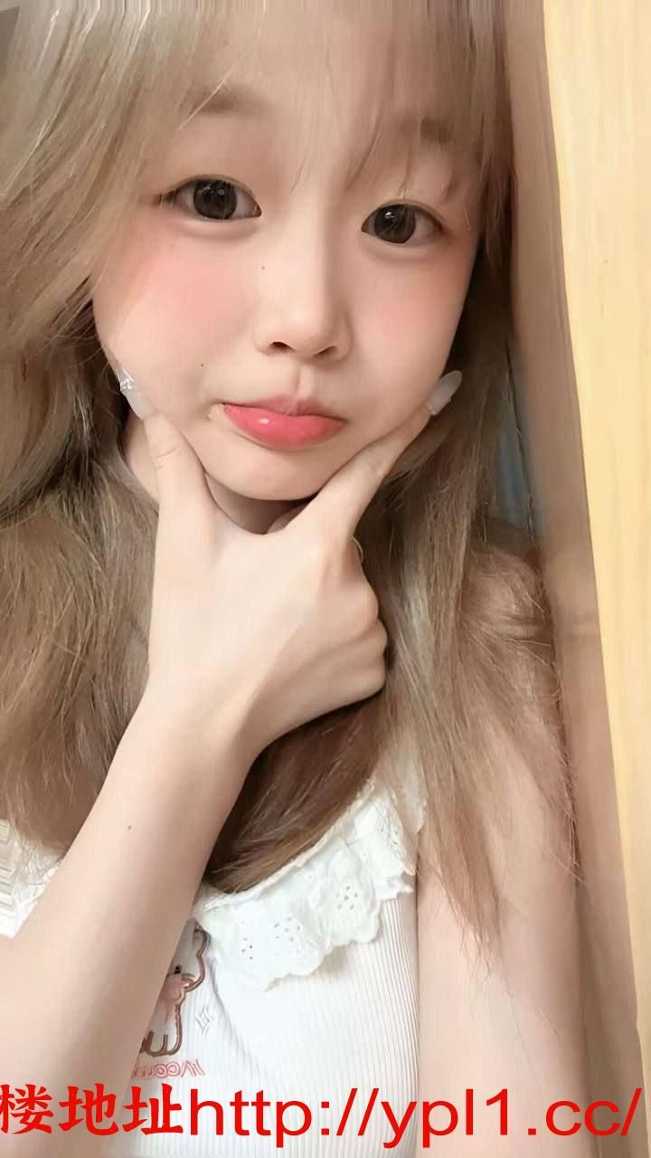 00后萝莉白虎一线天馒头逼粉嫩