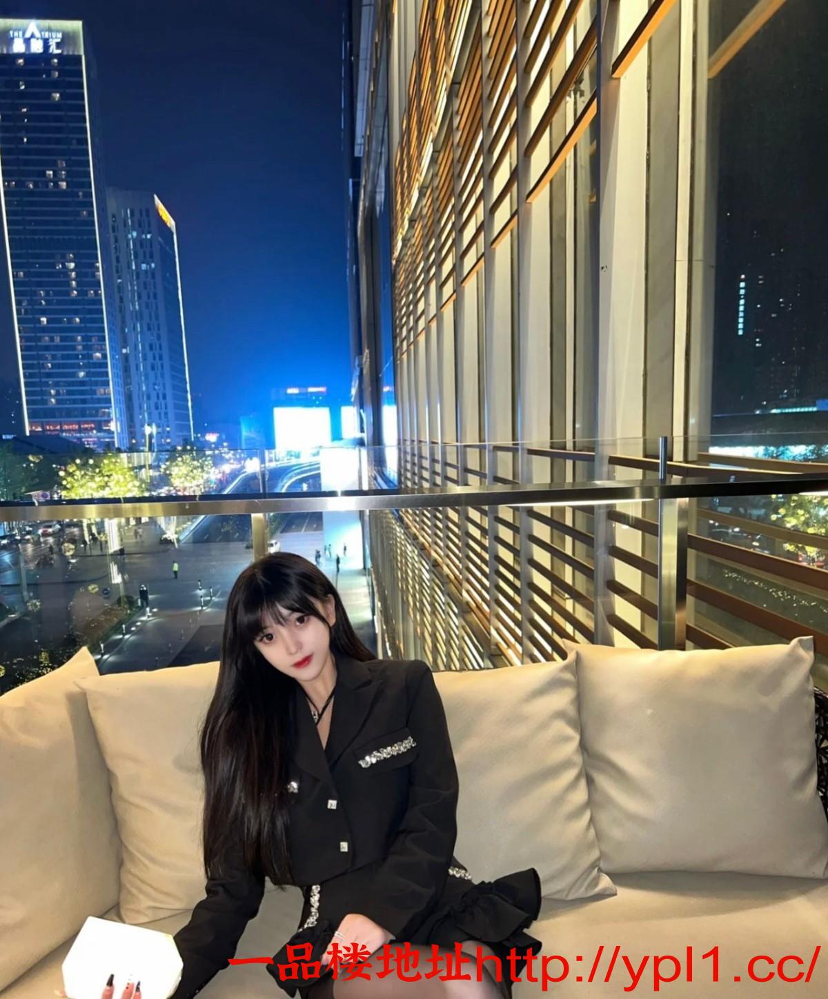 【湖南】小礼服黑丝性感礼仪温柔司仪小姐姐吹拉弹唱样样会(可内射有体检)