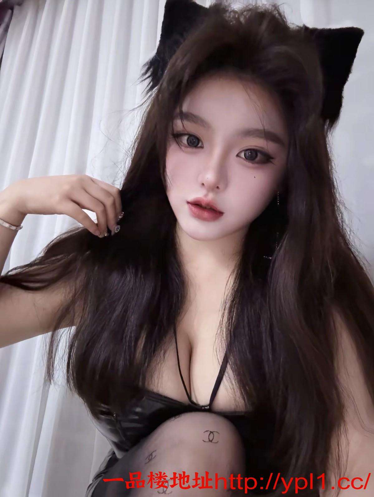 【山东】小骚妹把她当狗一样按在床上肏就完事了(有报告可内射)