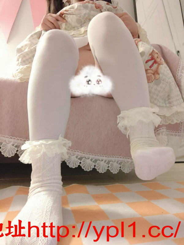 【重庆】娃娃脸准大学生暑期兼职逼紧水多爆操三分钟就出水（可内射有体检）