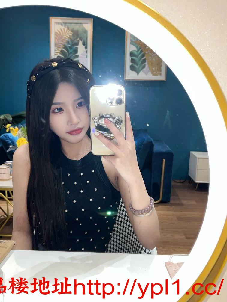 性感黑丝翘臀三粉嫩逼小萝莉逼紧水多可无套