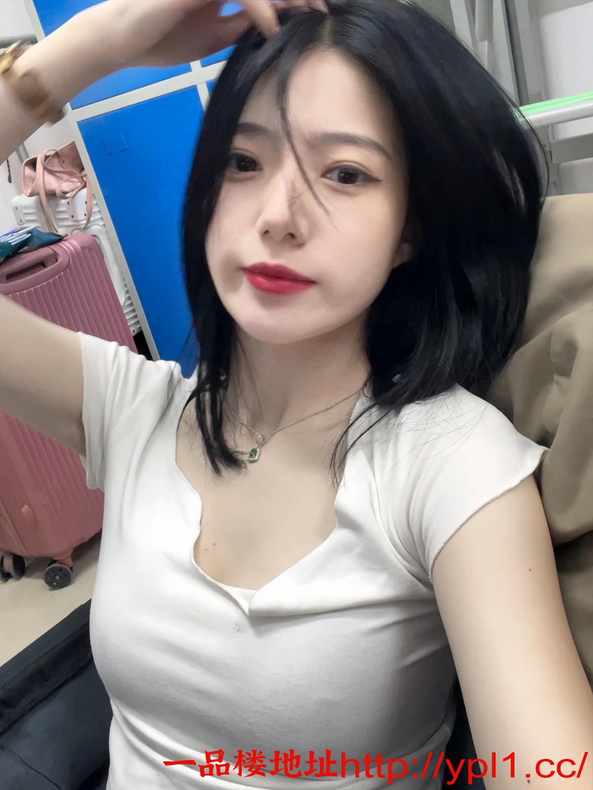 可无套射进去粉嫩多汁