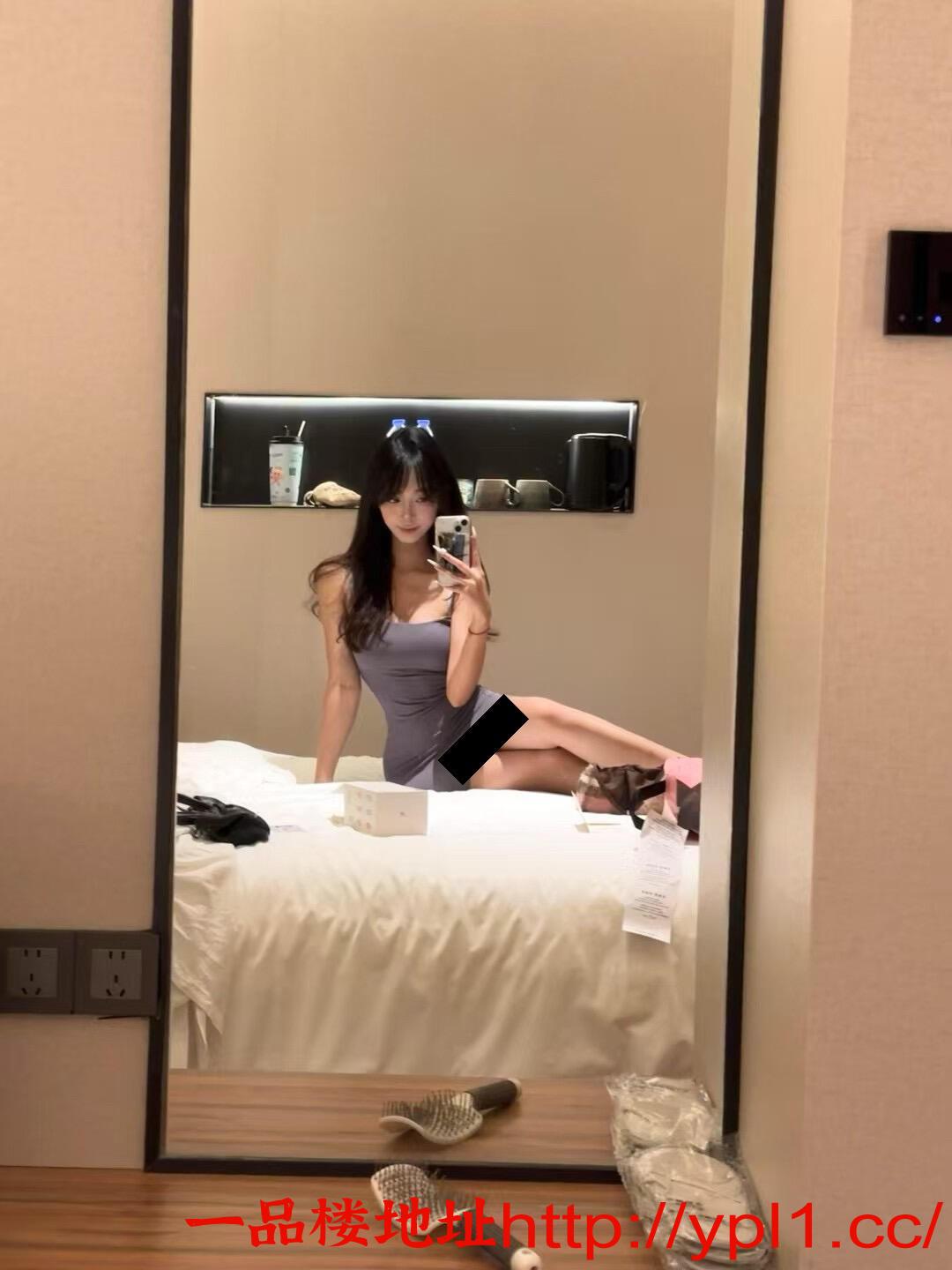 丰满小妹粉嫩逼紧凑水润骚劲十足真棒