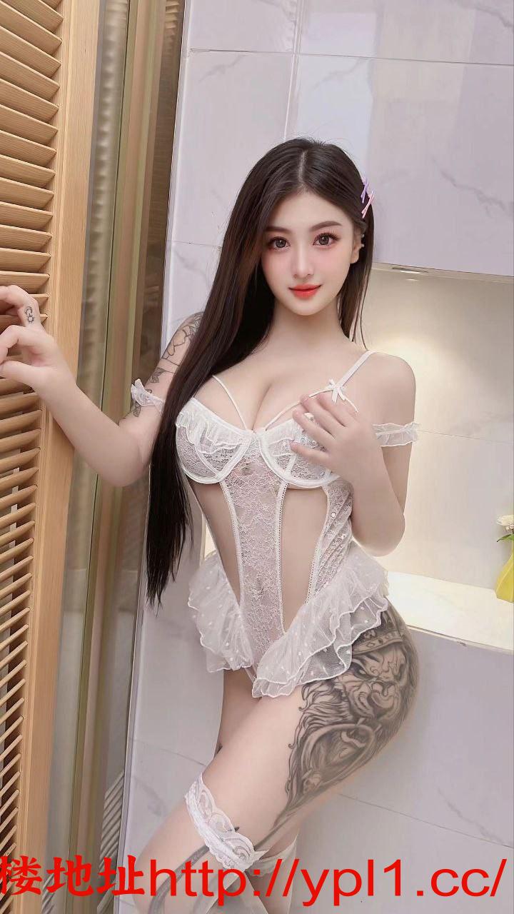 新人下海00后白虎:上下粉嫩，清纯可人，丝袜玉足，技艺深入极致，环境安全私密，望君调教，价格优惠【有公寓可无套内射】有体检报告