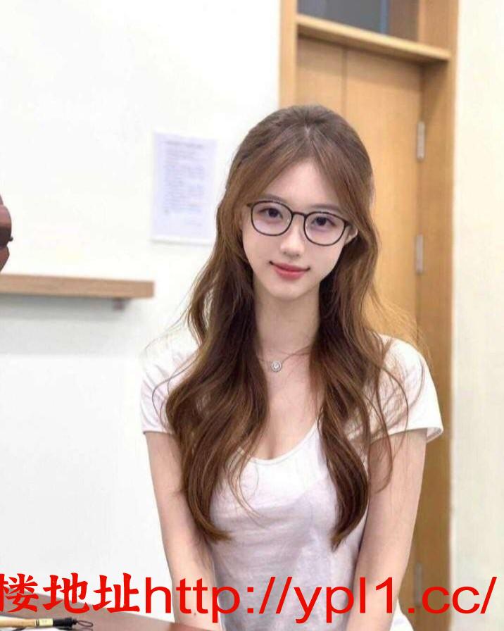 同城05后新兼职小嫩妹,自带公寓