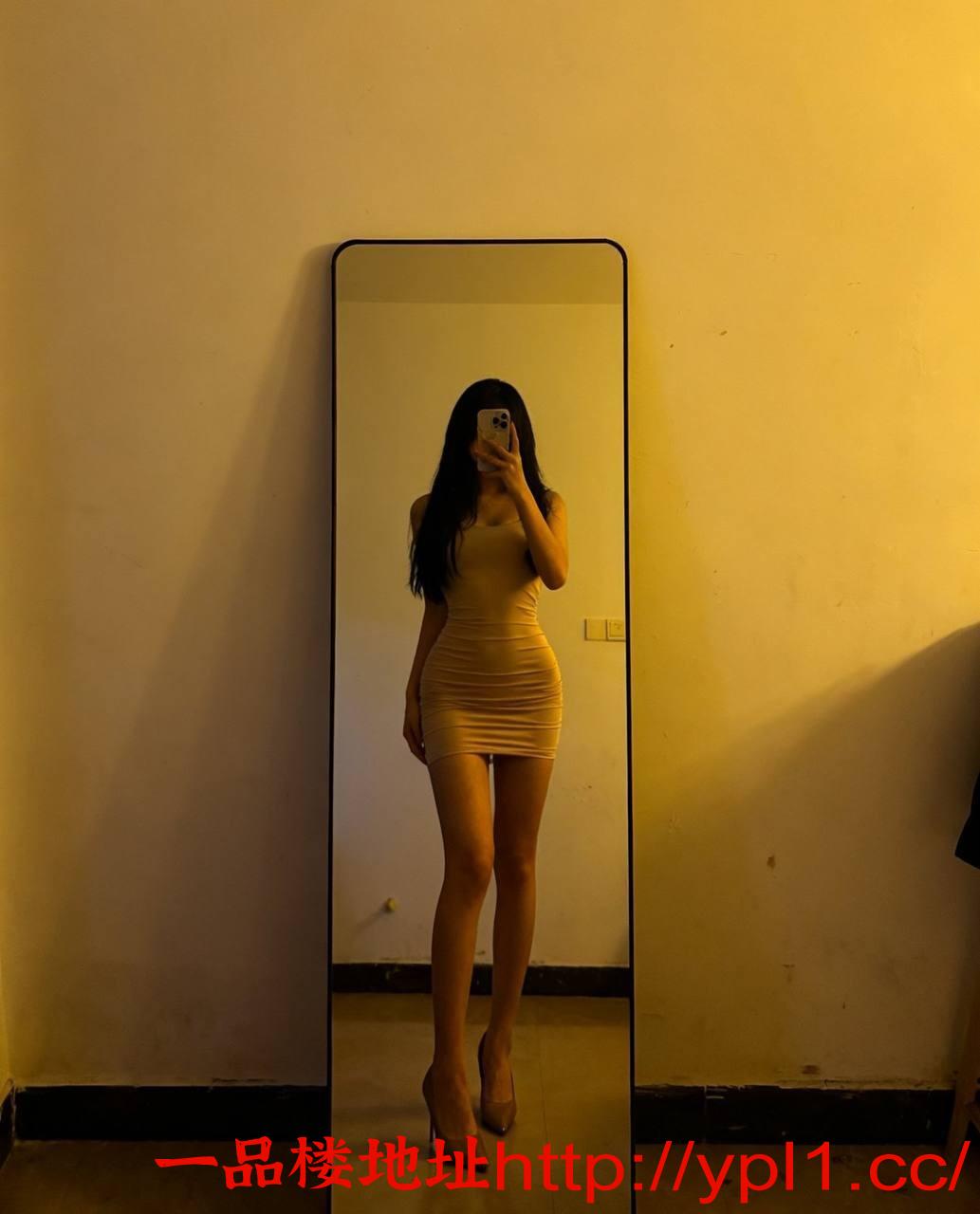 深圳年轻极品白虎粉嫩多汁好紧超容易出水口活一流【可上门】