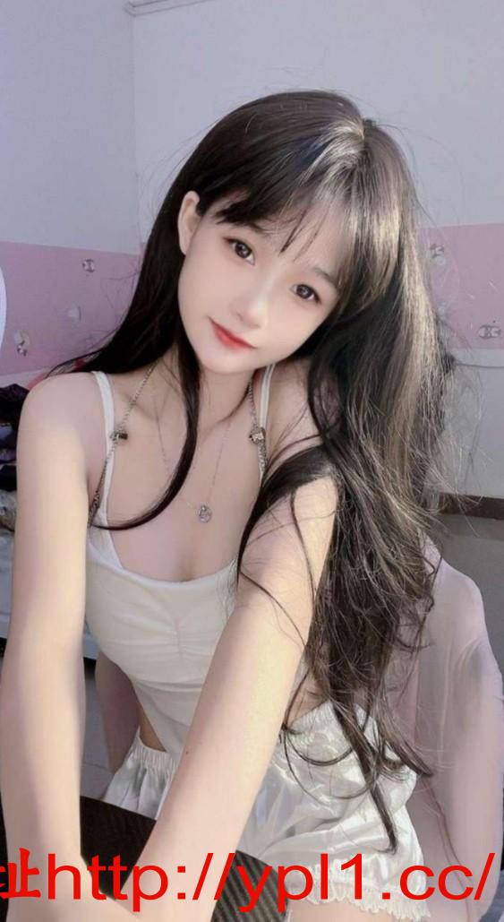 分享刚破处巨乳萝莉好紧好会高潮夹吸