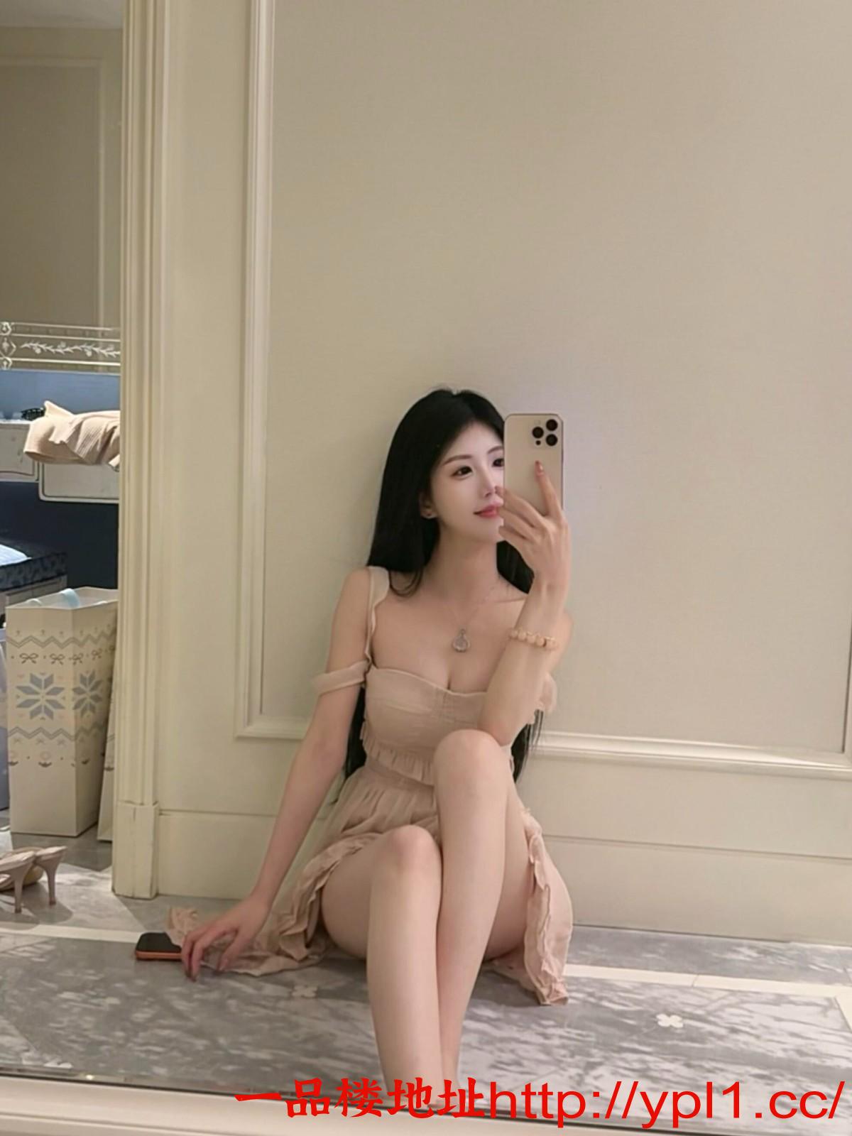 刚下海兼职逼紧水多敏感体质粉穴嫩妹