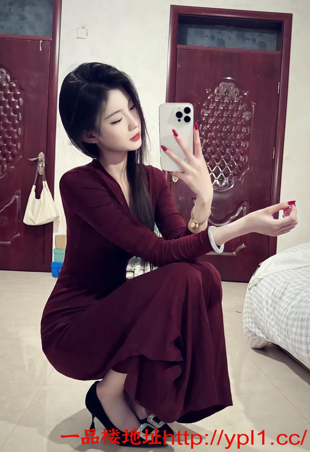 杭州刚下海粉嫩系大美女服务超好