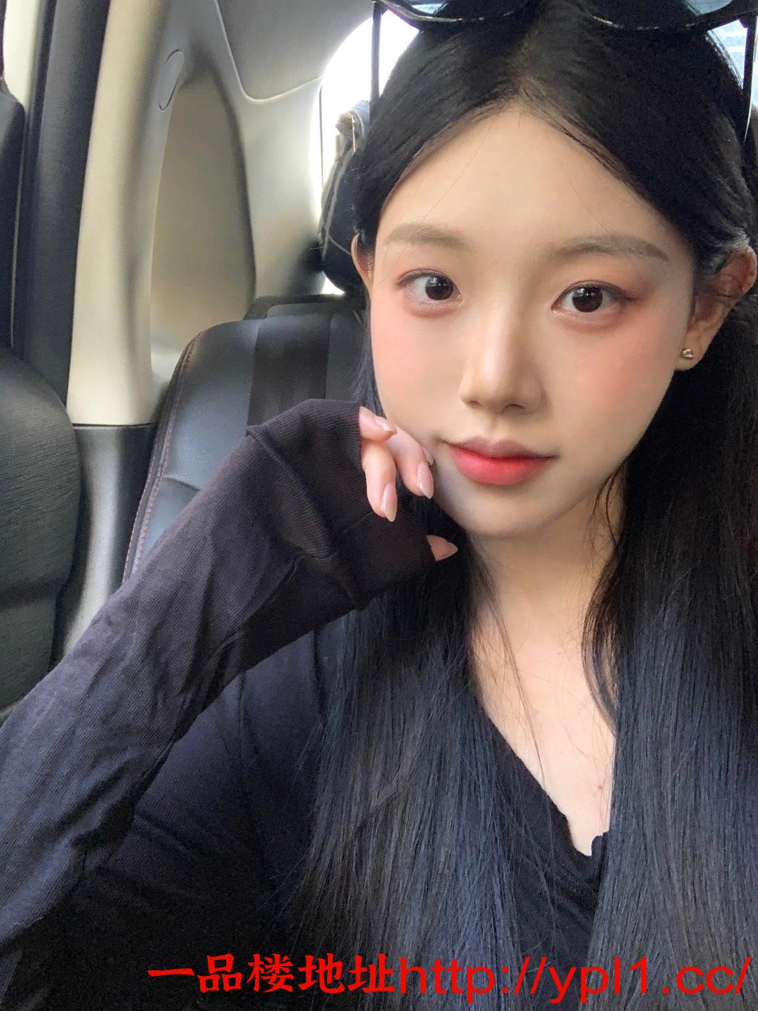 长沙纯天然白虎妹妹三点粉嫩后入式天花板值得一试(可上门)