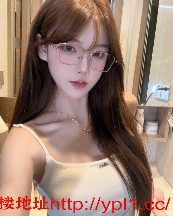 00后学生妹刚下海，小穴粉嫩超紧超敏感（可公寓，有体检报告）