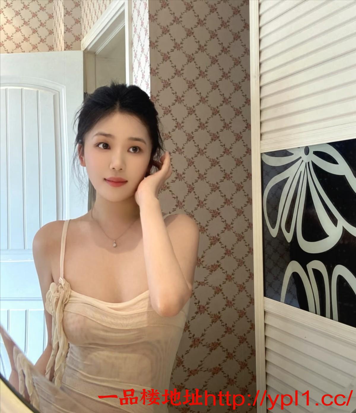 海口市20岁瑜伽老师兼职，叫床欲仙欲死，鲍鱼紧致多汁，配合程度拉满