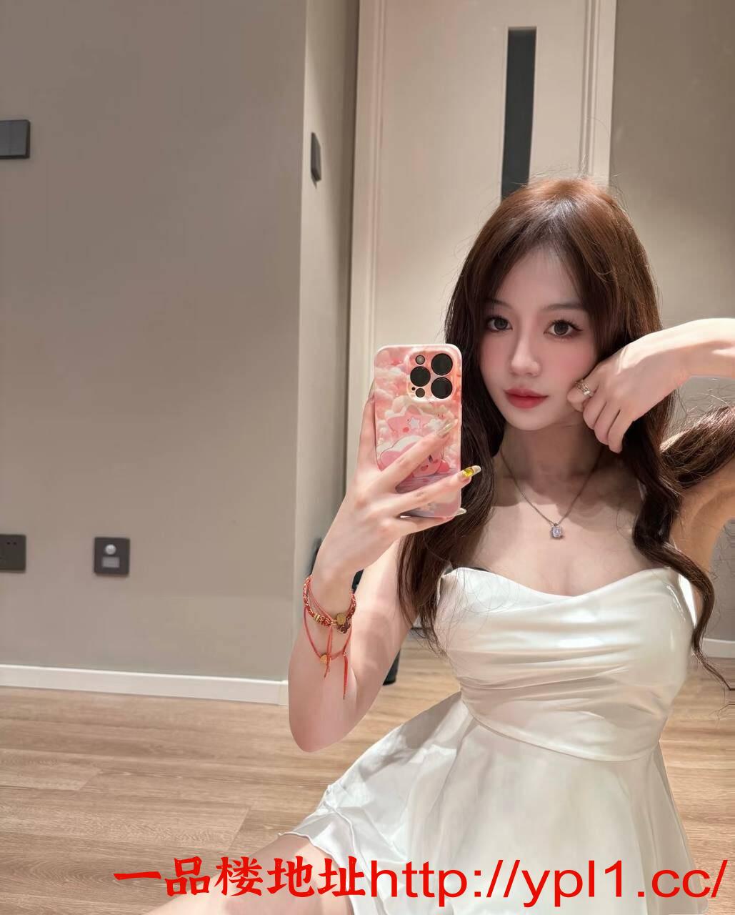 金华市火辣御姐身材，床上反差极品喷水体质