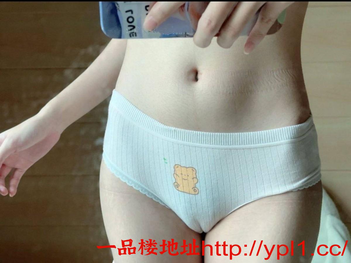 天津市05年极品反差嫩妹骚气十足！有体验报告！视频验证！懂男人！诚信上课！！（可外出）