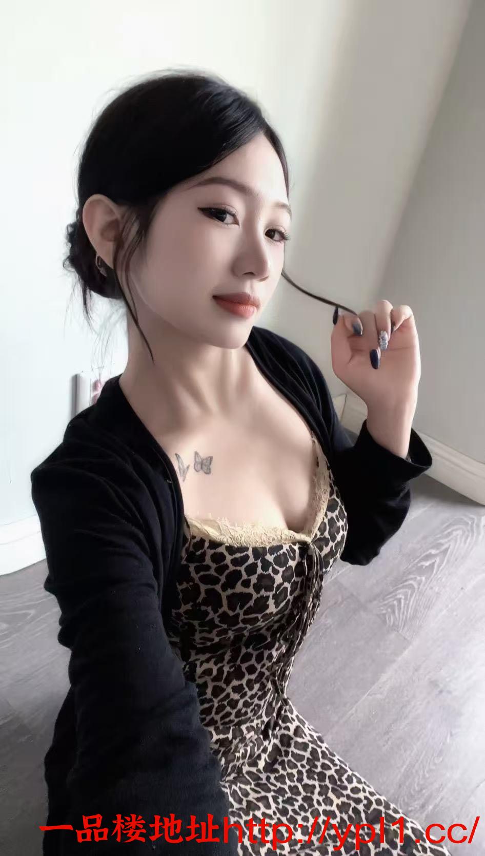 极品小靓妹大胸粉嫩紧致水多服务超好