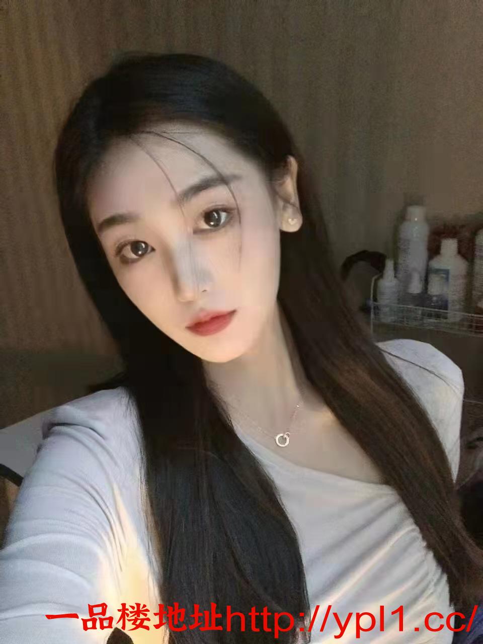 清纯卫校少女兼职带有公寓