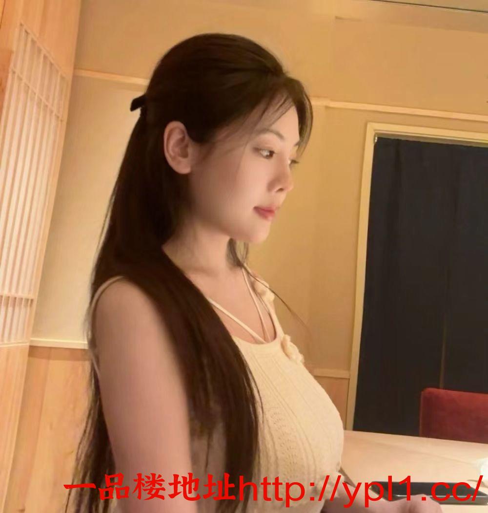 约威海市美女下海兼职性感大灯小尤物