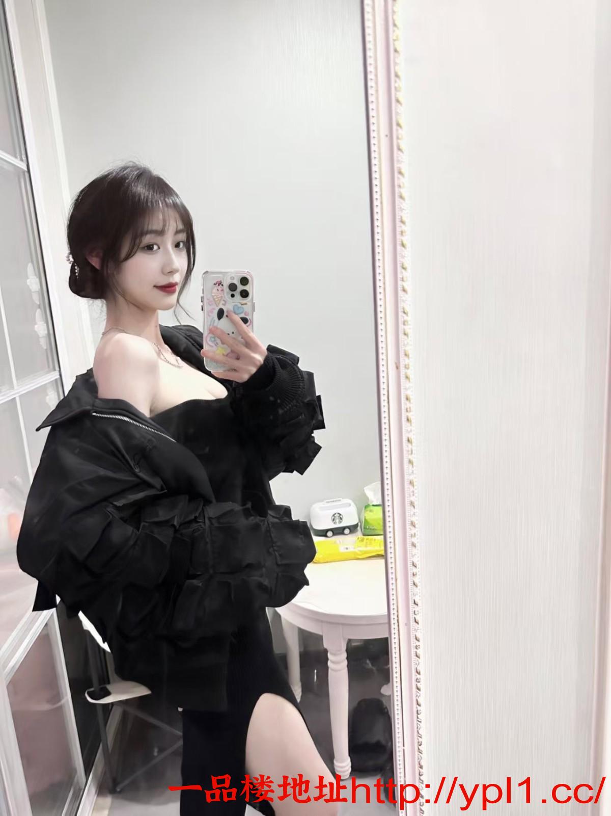 00后兼职小妹小穴饱满私下反差大情绪价值给到位御姐性感很纯欲