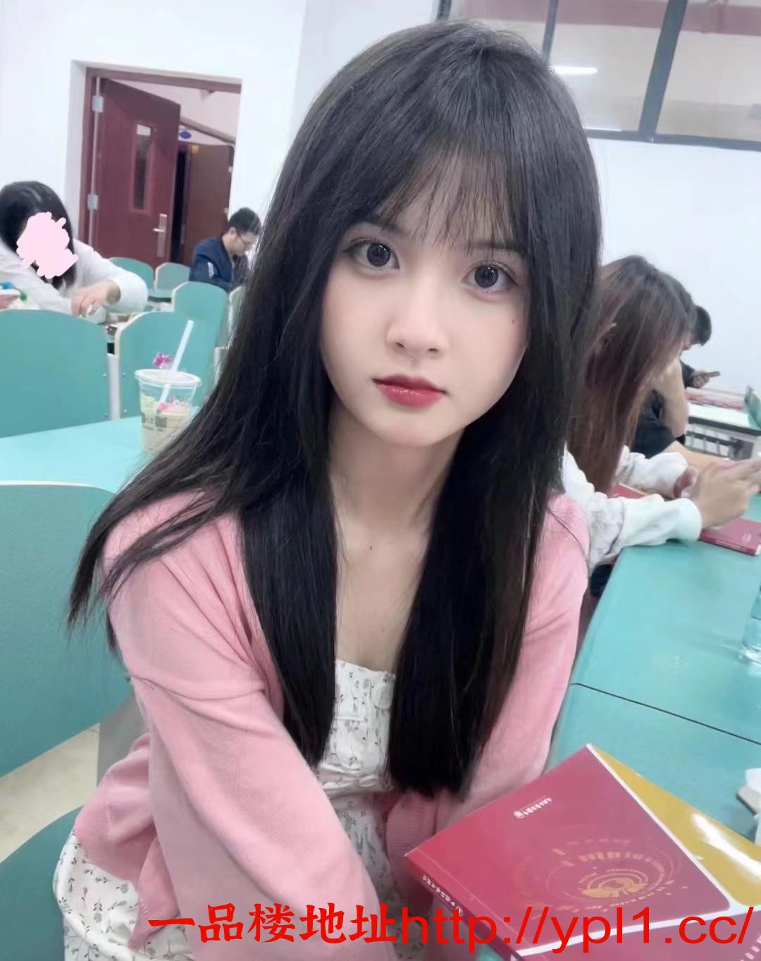 清纯气质甜美纯欲大学生刚破处下海好粉嫩好紧