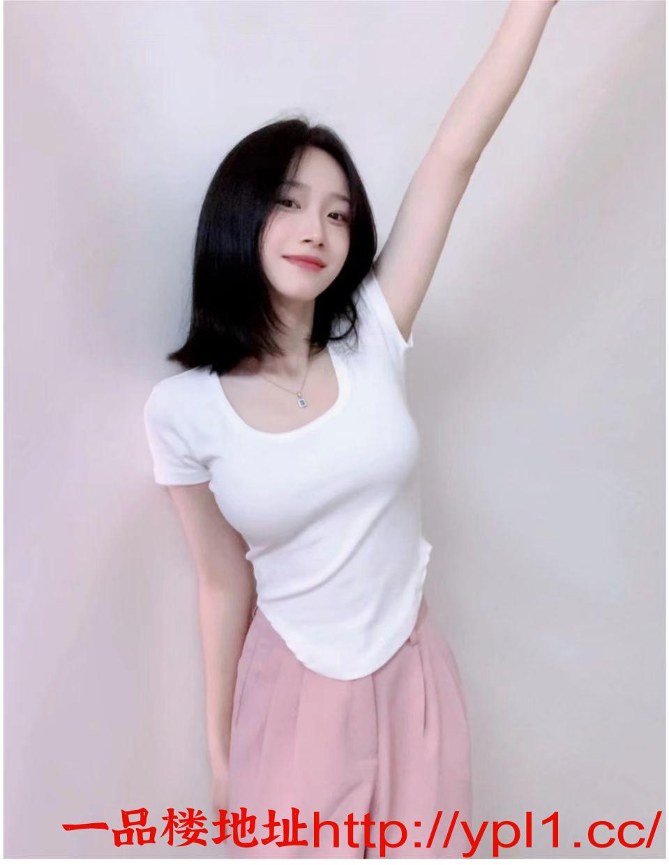 大胸邻家女孩初恋女友一样甜美刚破处好紧