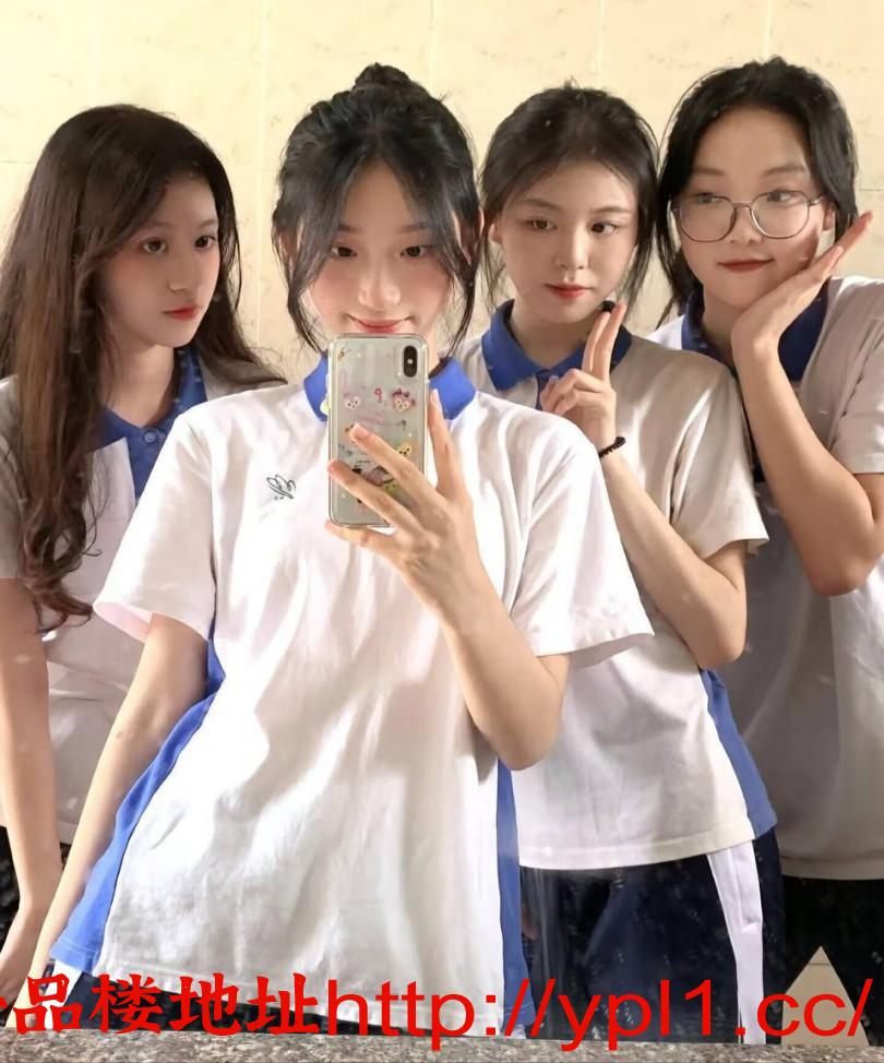 00后学生刚下海真的太紧了又会高潮夹吸