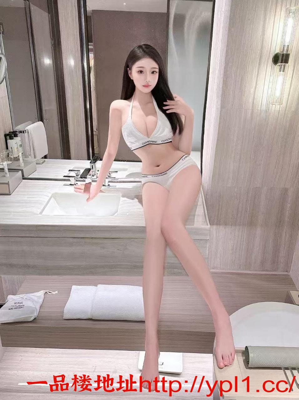 清纯甜美老师身材丰满御姐多汁