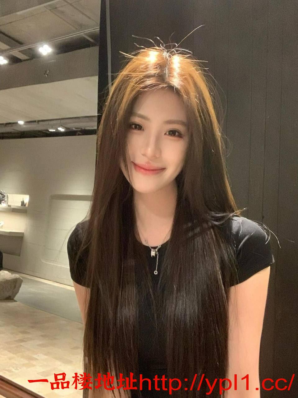 宝安区兼职大奶翘臀丝袜骚货