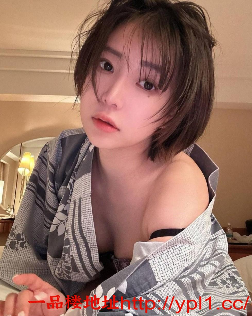 有D。摸着很有手感。很骚