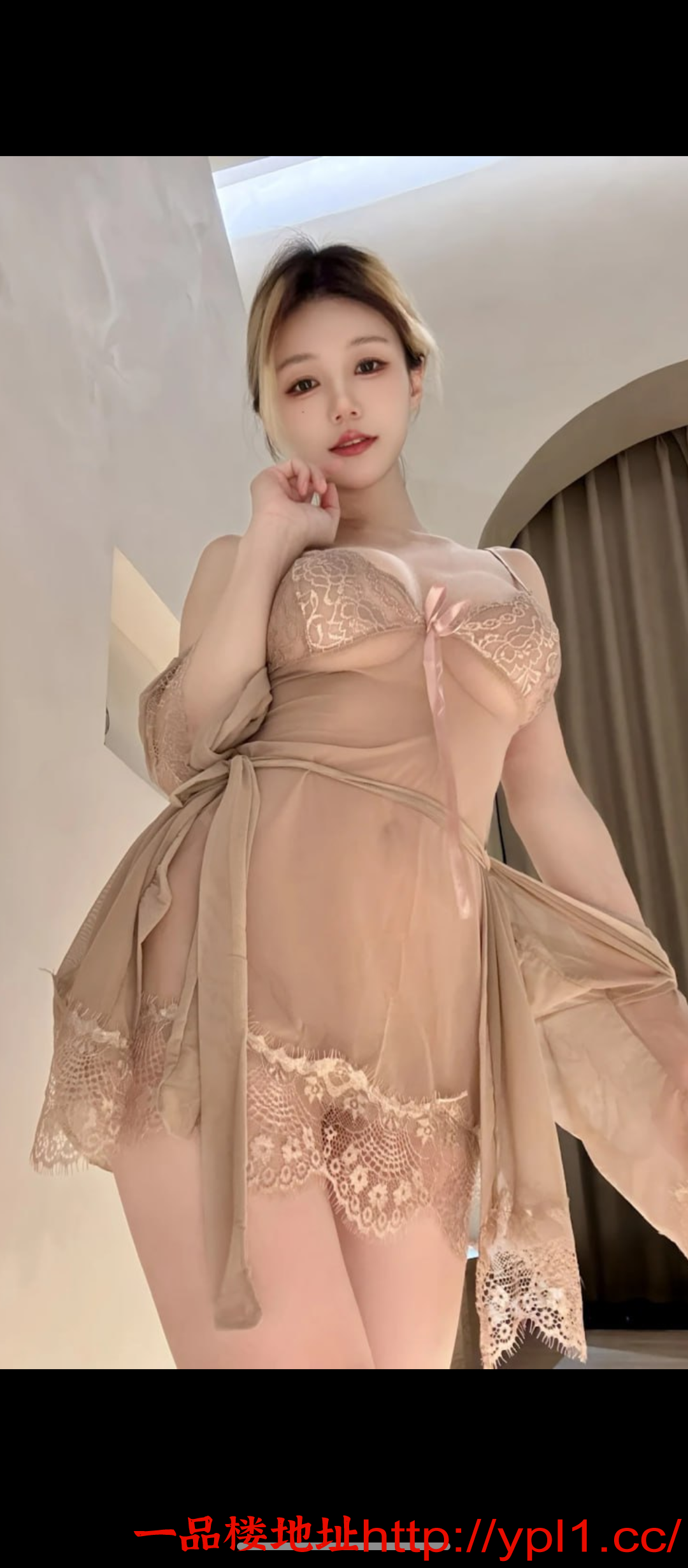 江苏小妹妹刚下海，大波美白，粉嫩多汁，前凸后翘清纯嫩逼又紧又夹穴冰泛滥服务好(可上门)