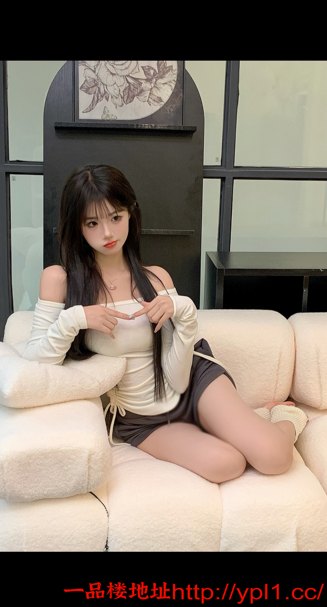 四川小学妹下海兼职，粉嫩多汁前凸后翘清纯嫩逼又紧又夹穴水泛滥乖巧，听话，服务好(可上门)