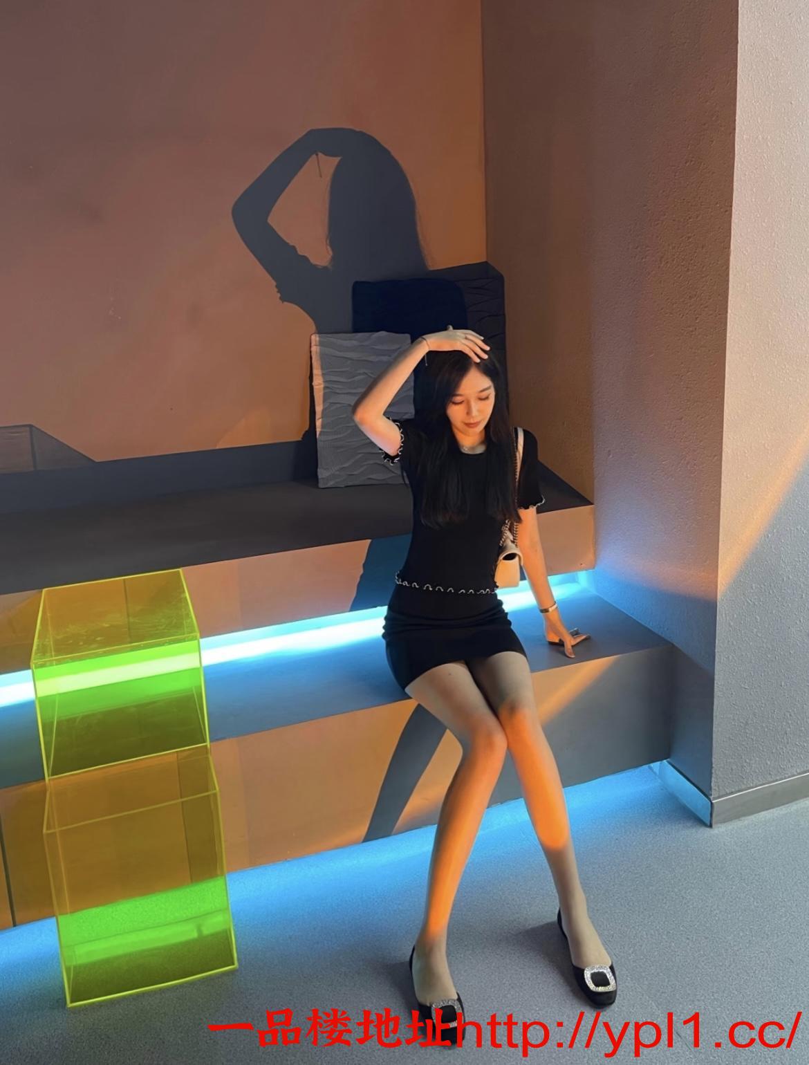 金华刚破处妹妹为还欠款下海兼职