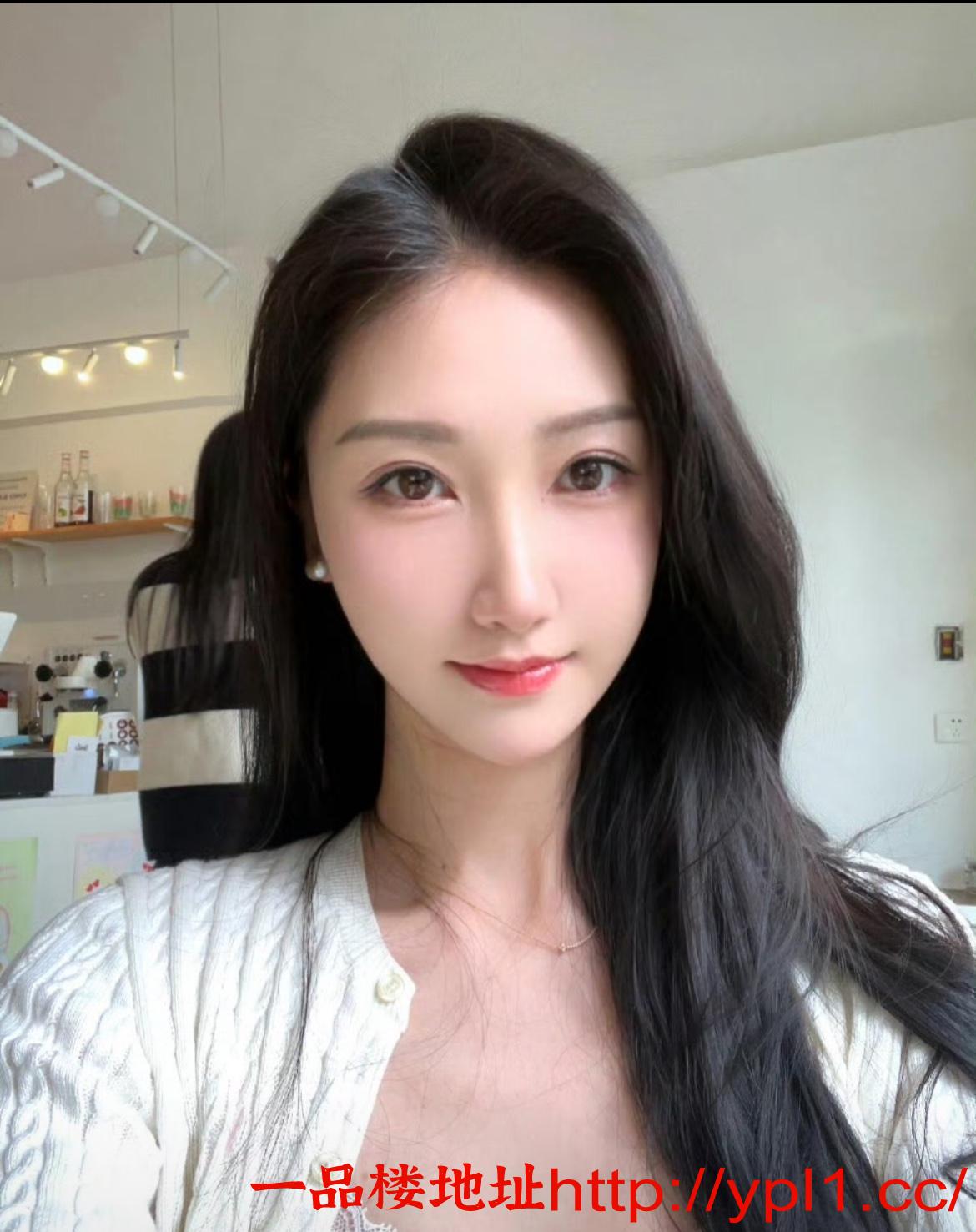 单纯00后小妹S身材御姐兼职