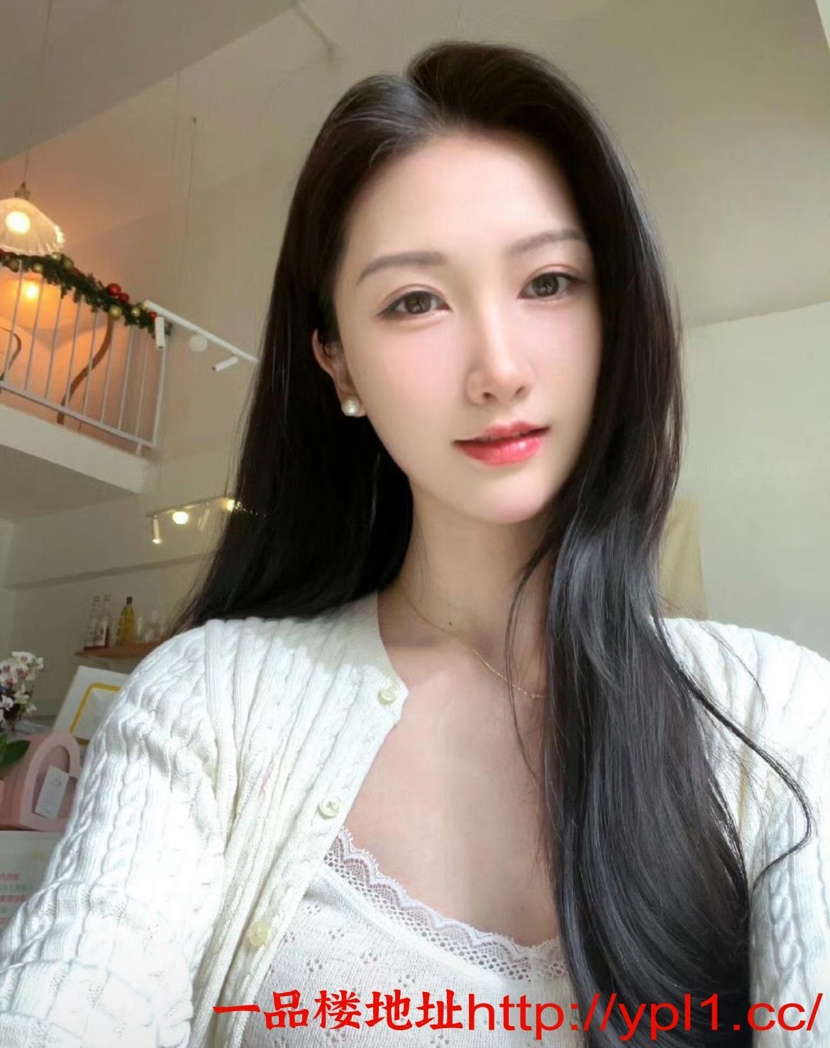 单纯00后小妹S身材御姐兼职