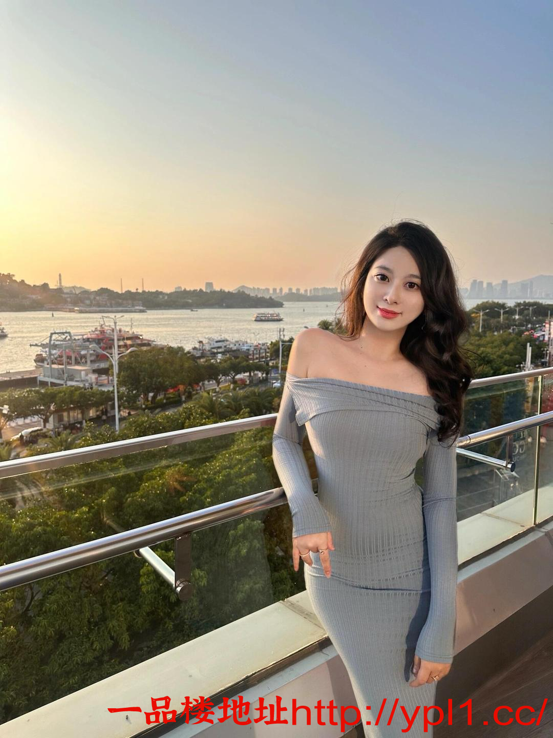 气质御姐完美大奶性感翘臀皮肤白皙粉嫩逼逼粉嫩多汁