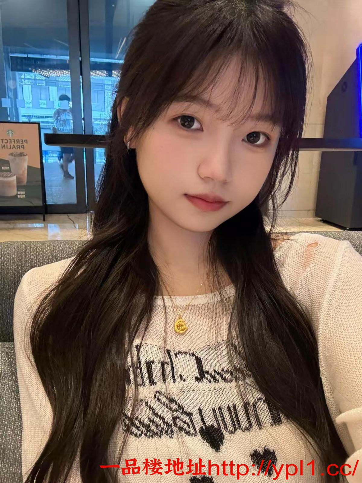 学都不上了,居然出来干这个,打工妹