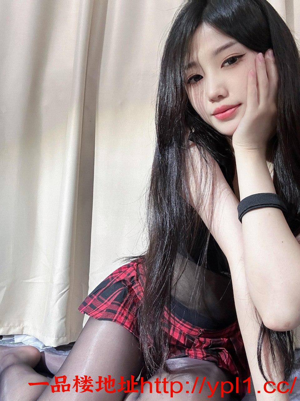 制服御姐姿势花样多（可外出）