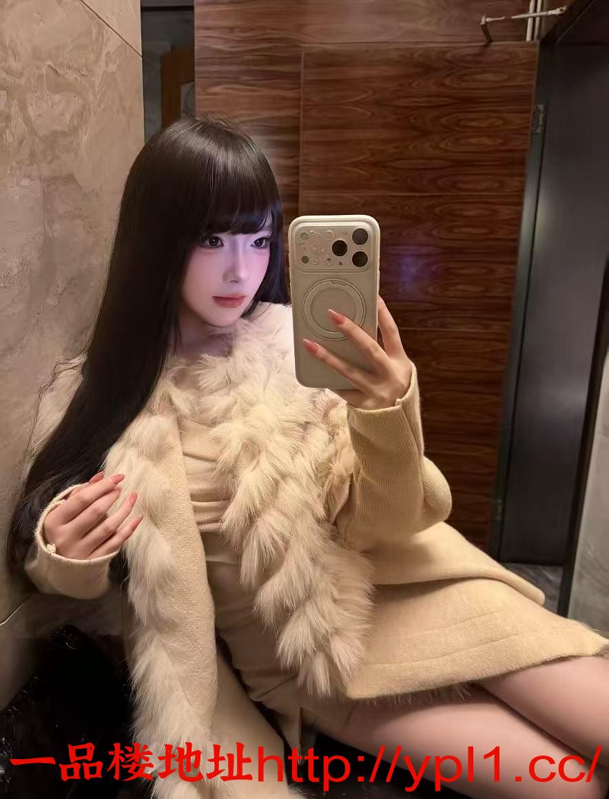 御姐少妇妩媚动人